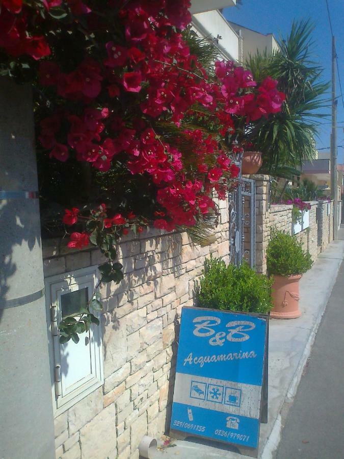 Bed & Breakfast Acquamarina Castro  ภายนอก รูปภาพ
